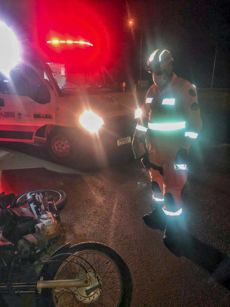 Mulher de 33 anos apresentava ferimentos e confusão mental | Foto: Bombeiros/Divulgação