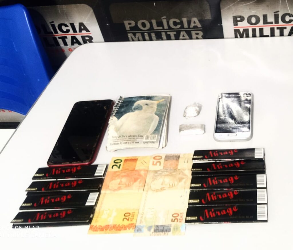 Material apreendido pela polícia em Santa Vitória | Foto: PMMG/Divulgação