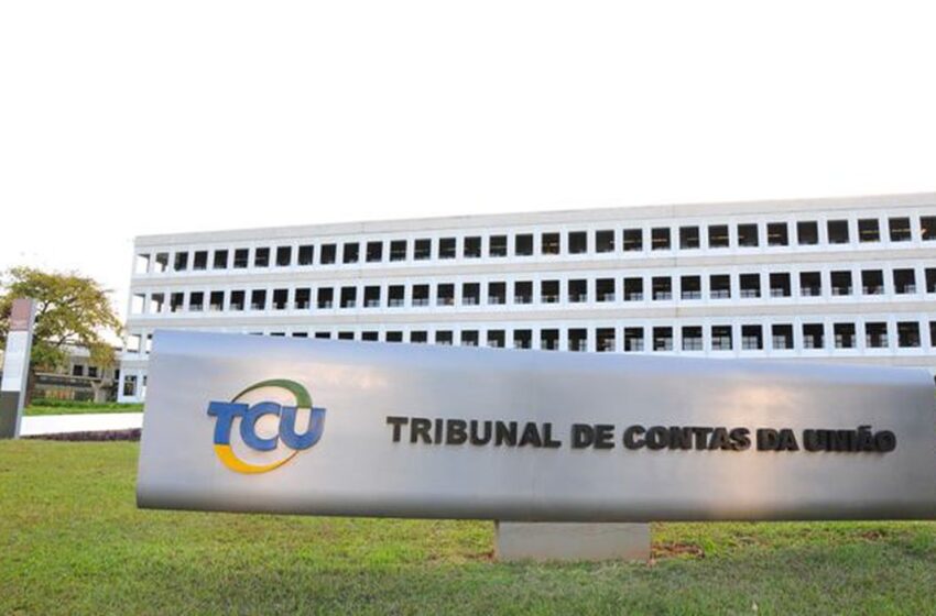 Ministro do TCU suspende compra de kits de robótica pelo FNDE