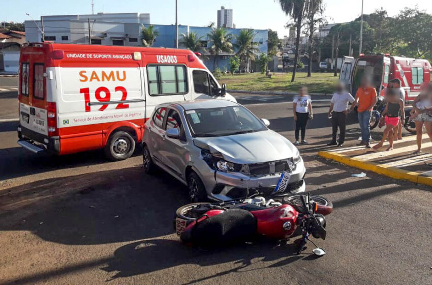 Ituiutaba: duas mulheres ficaram feridas em acidente na José João Dib