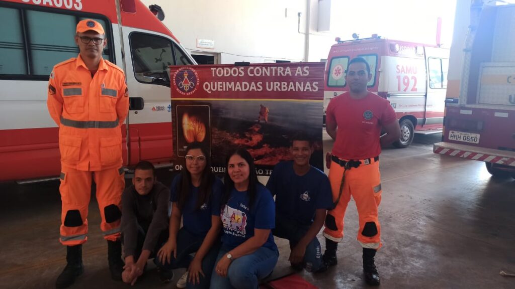 Queimadas urbanas foram tema de palestra dos bombeiros | Foto: Bombeiros/Divulgação