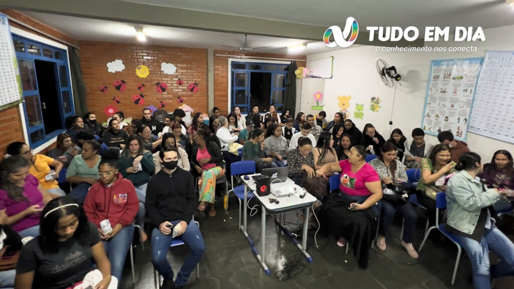 Alunos tiveram a oportunidade de refletir sobre as emoções | Foto: Paulo Braga