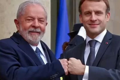 Emmanuel Macron e Lula em Paris | Imagem: Divulgação/Ricardo Stuckert