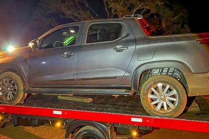 Veículo havia sido furtado da propriedade rural no município de Prata, Minas Gerais | Foto: PMMG/Divulgação