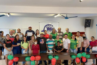 Ganhadores da promoção "Natal Premiado 2022" da Aciac | Foto: Aciac/Divulgação