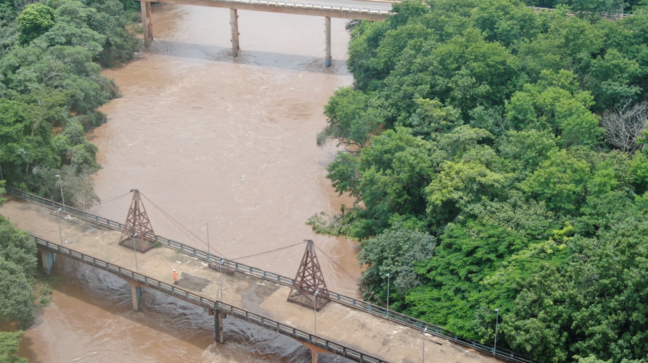 Ponte do Rio Tijuco, em Ituiutaba