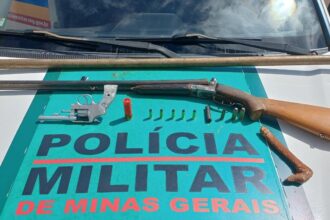 Três são presos em Capinópolis por posse ilegal de arma de fogo