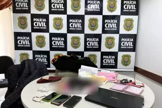 Material encontrado com a mulher foi apreendido pela Polícia Civil (foto: PCMG/Divulgação)